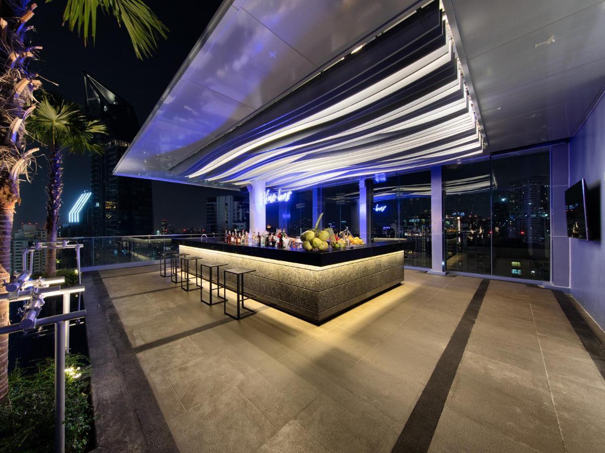 Mercure Bangkok Sukhumvit 24 Exterior photo
