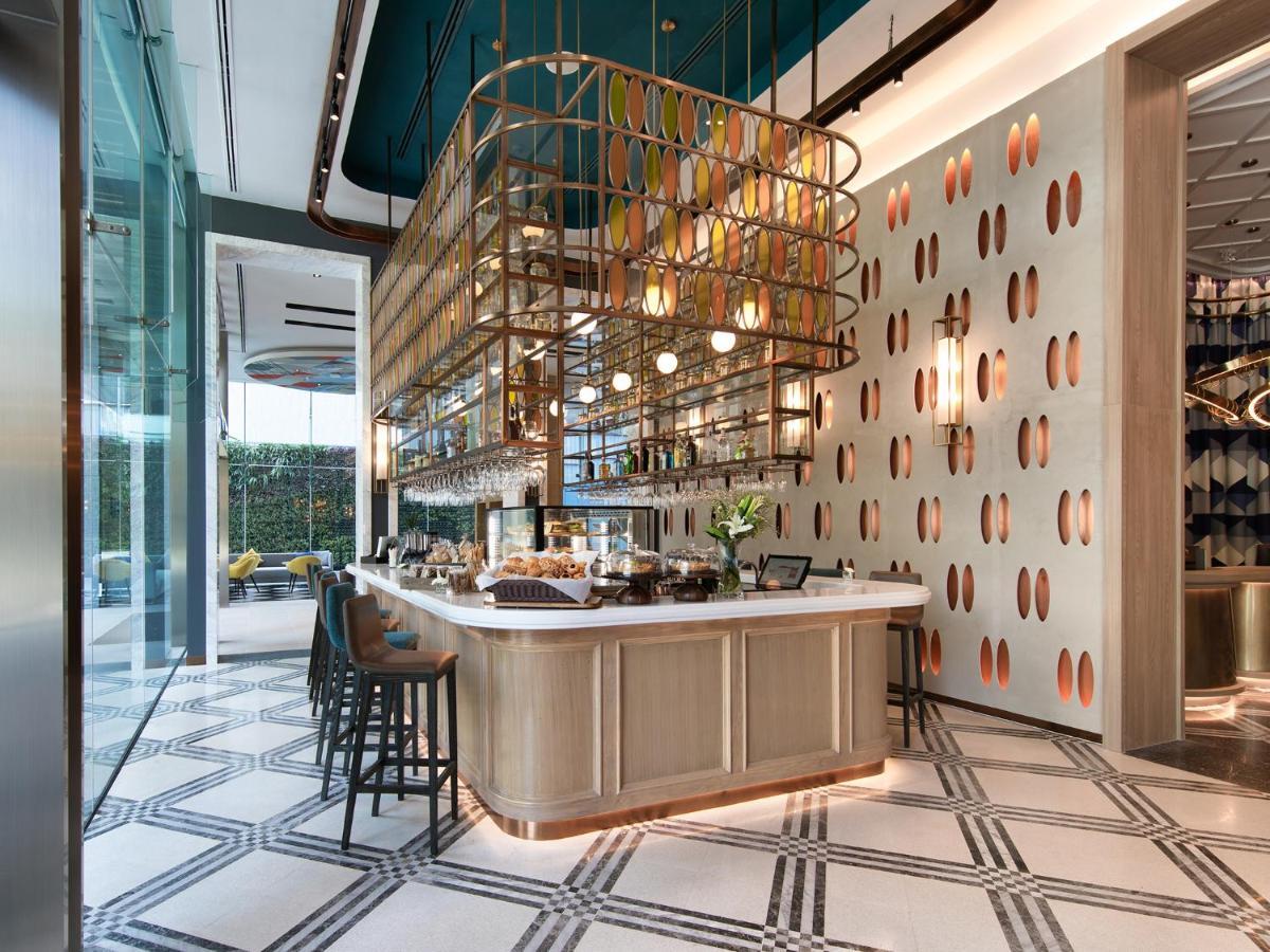 Mercure Bangkok Sukhumvit 24 Exterior photo